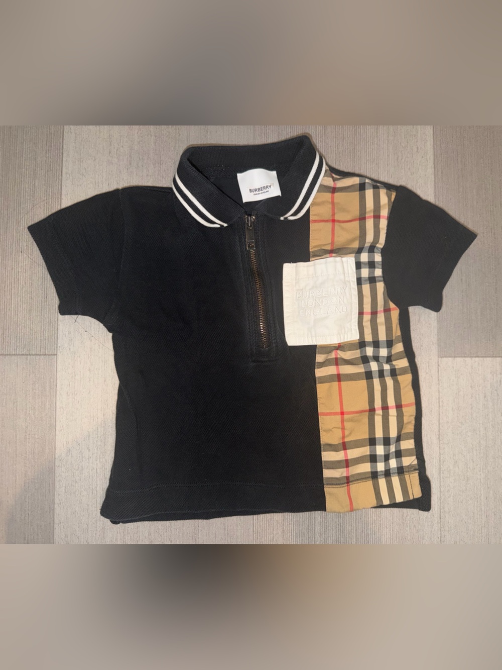 Burberry Polo - 18M